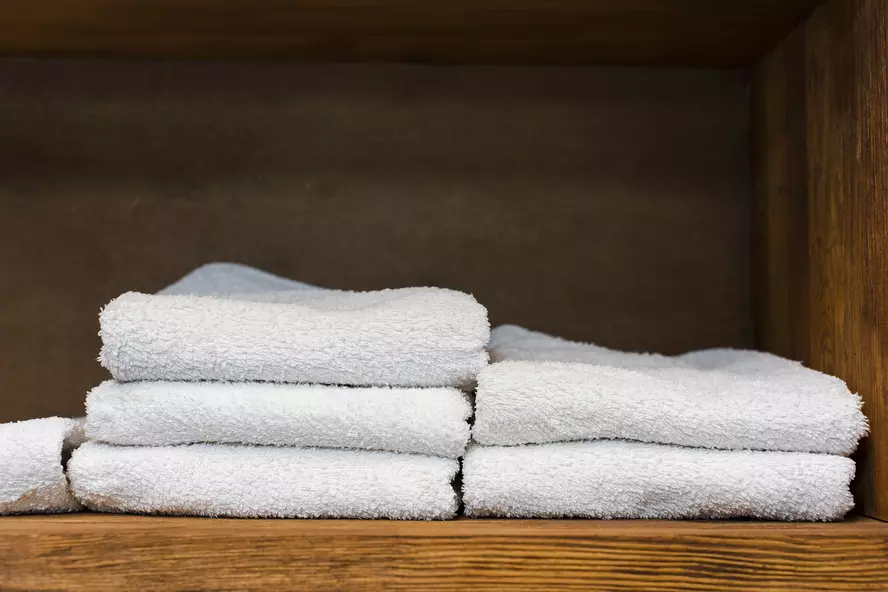 How To Keep Your Bath Towels From Turning Yellow?