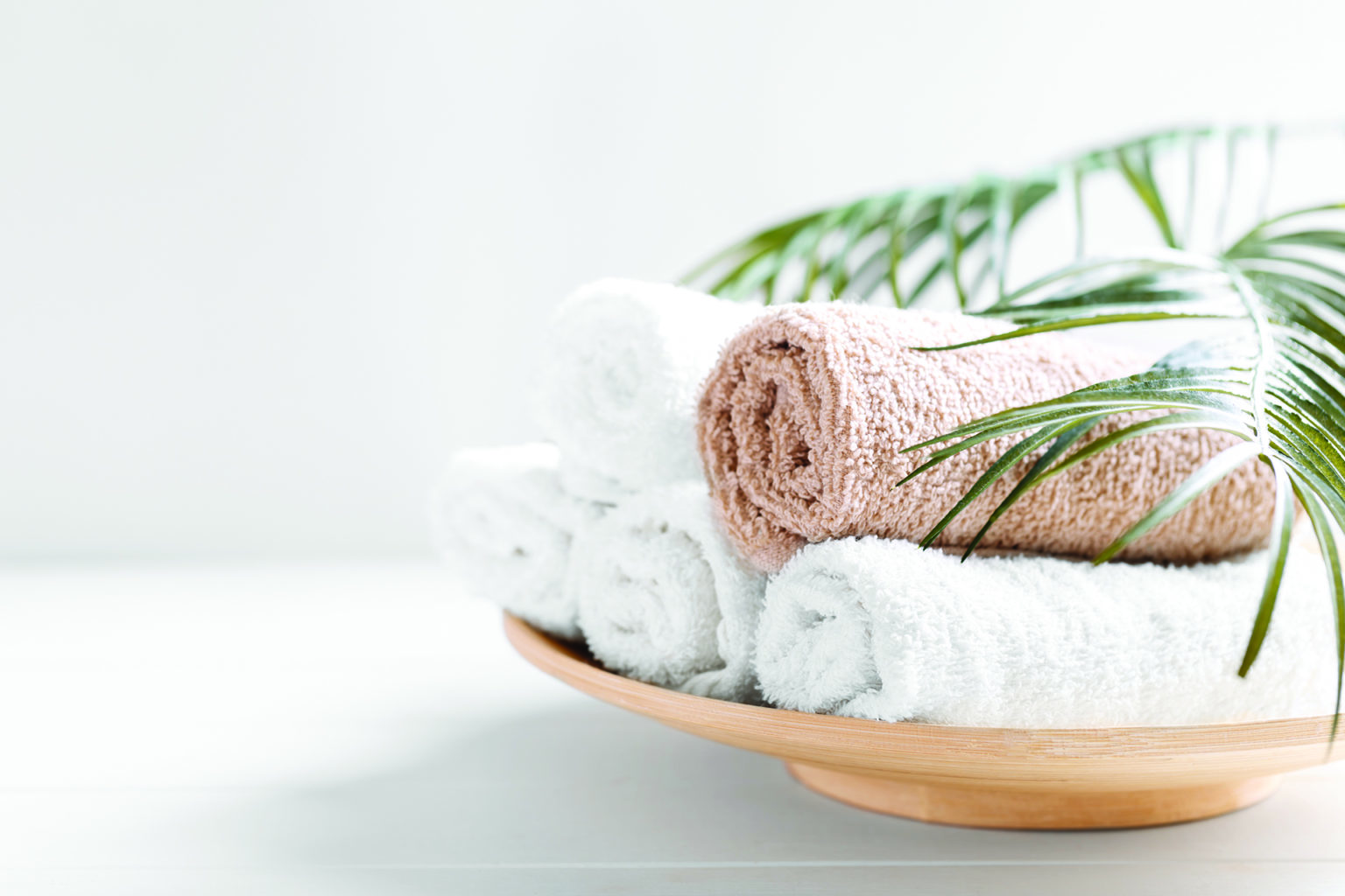 Can cloth towels spread germs.