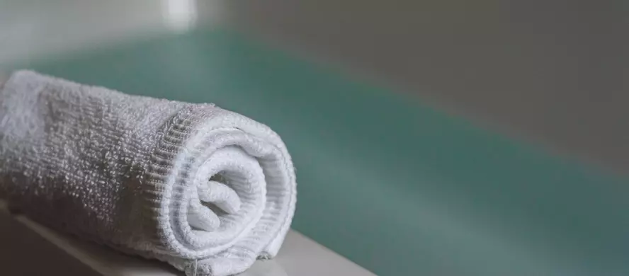 How To Keep Your Bath Towels From Turning Yellow?
